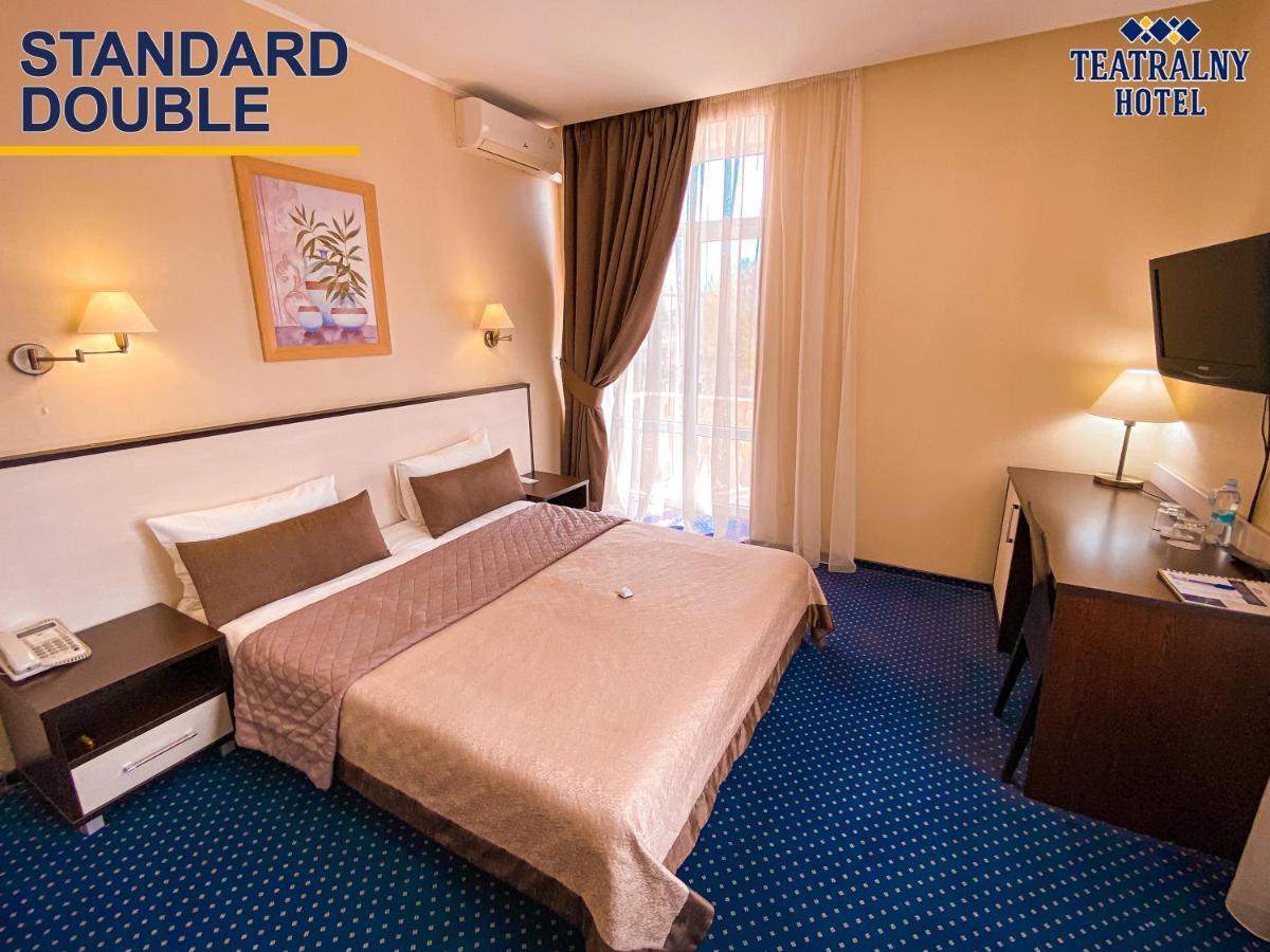 Teatralny Hotel Zaporizhia Exterior foto
